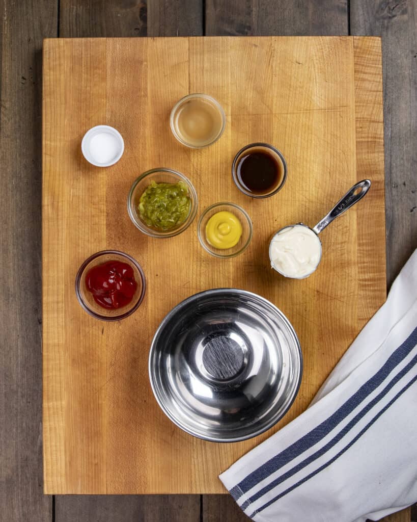 Ingredients for burger sauce