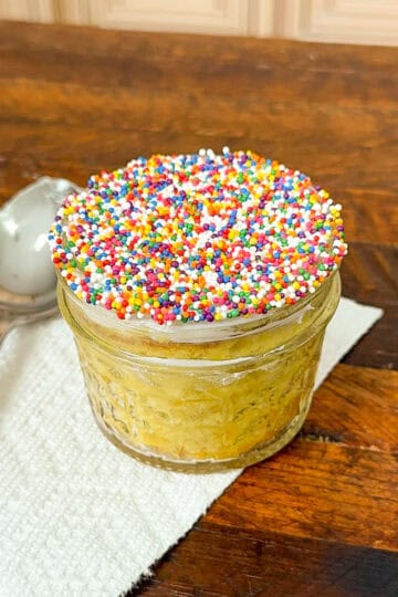 Viral dot cake